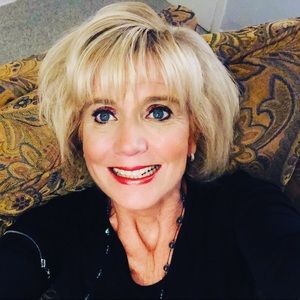 Meet your Posher, Catherine